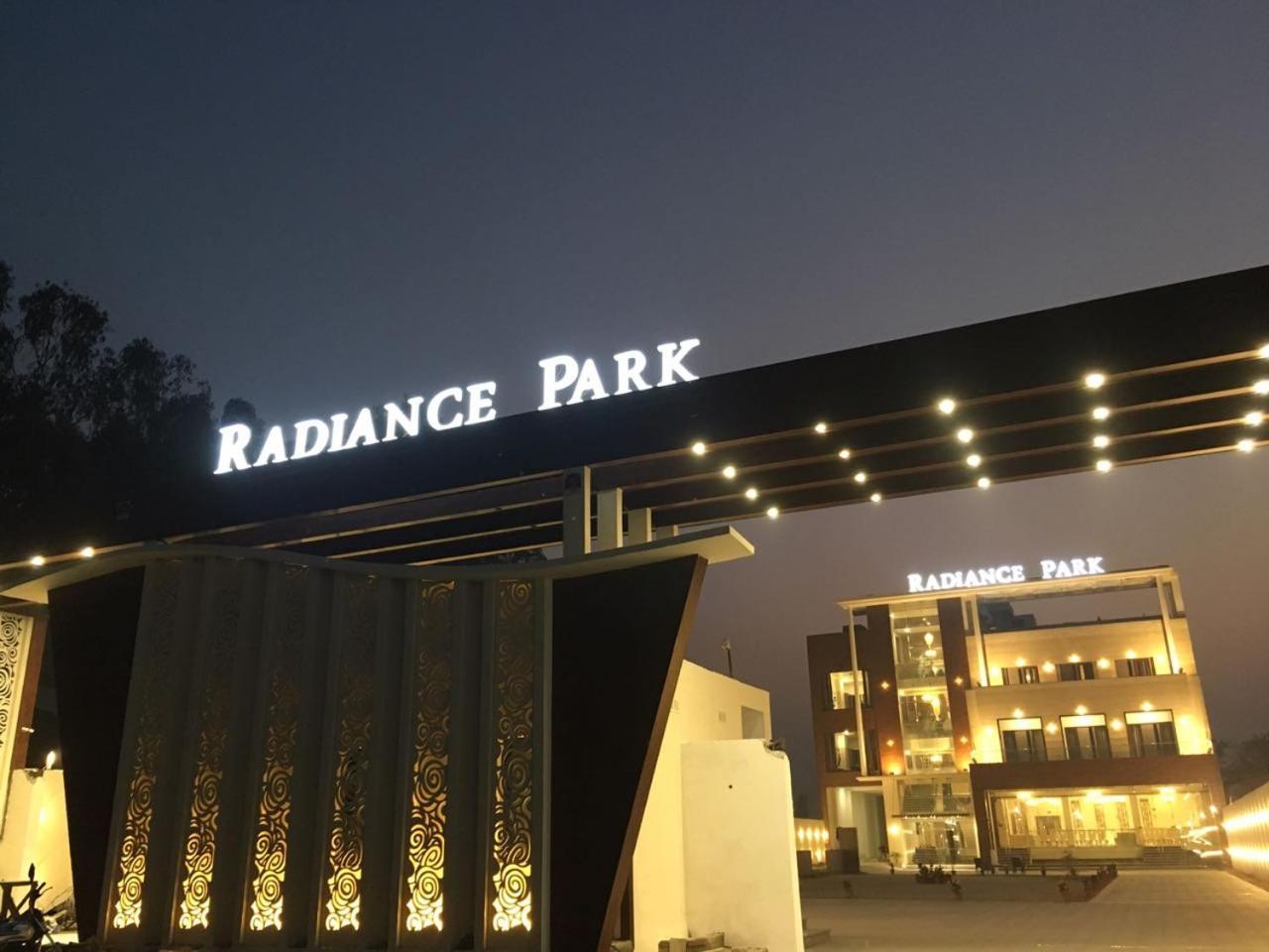 Hotel Radiance Park Rāmpur Exterior foto